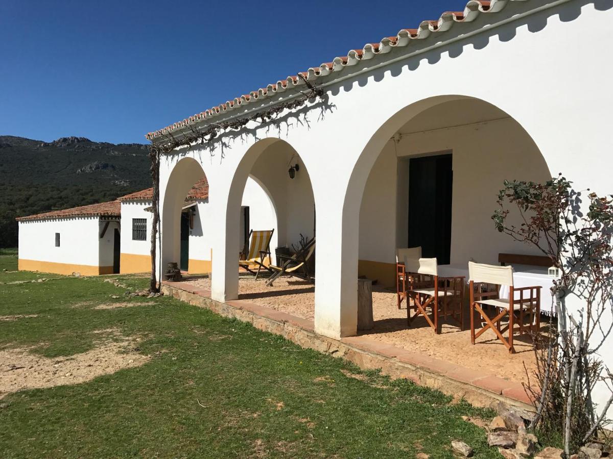 Casa Rural De La Finca Sierra Grande Hornachos Exteriér fotografie
